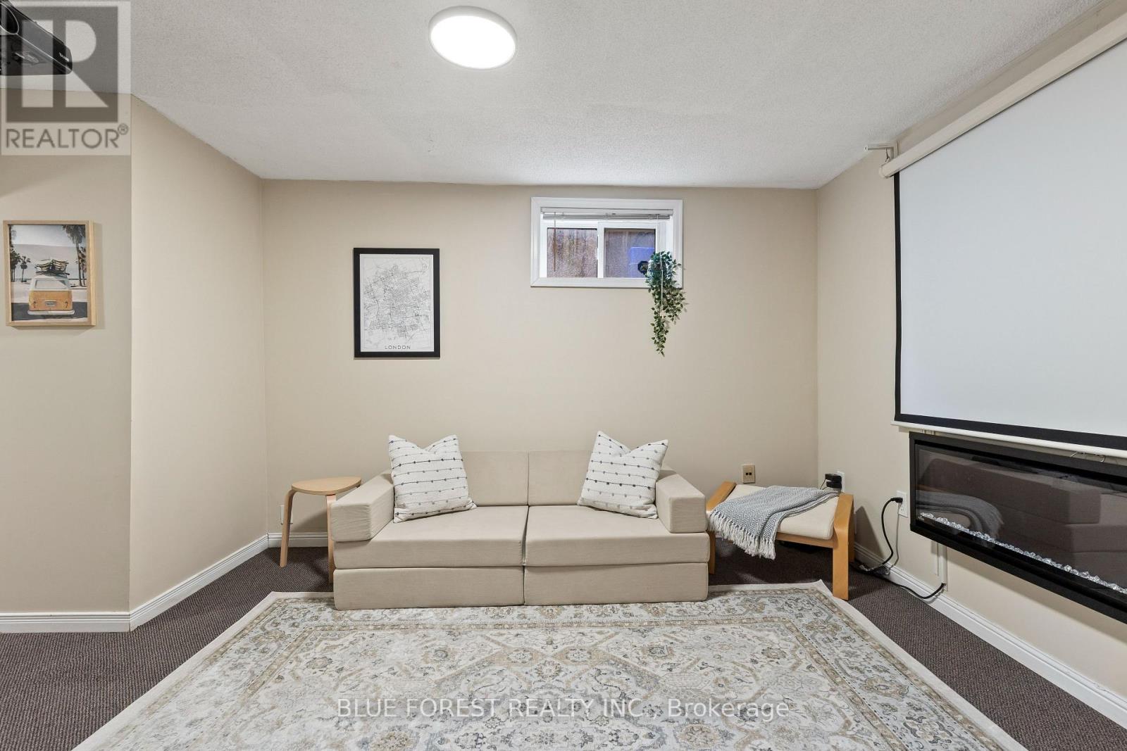 325 Emery Street E, London South, Ontario  N6C 2E4 - Photo 23 - X12878514