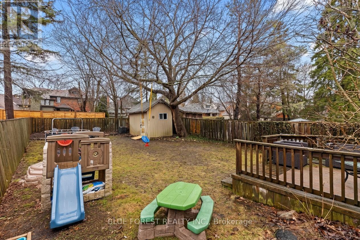 325 Emery Street E, London South, Ontario  N6C 2E4 - Photo 29 - X12878514