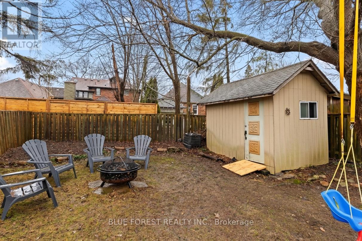 325 Emery Street E, London South, Ontario  N6C 2E4 - Photo 30 - X12878514