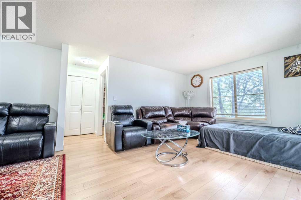 201, 7180 80 Avenue Ne, Calgary, Alberta  T3J 0N6 - Photo 11 - A2285776