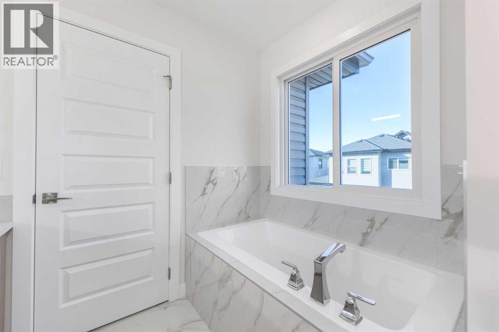 122 Sandpiper Bend, Chestermere, Alberta  T1X 2S8 - Photo 26 - A2292925