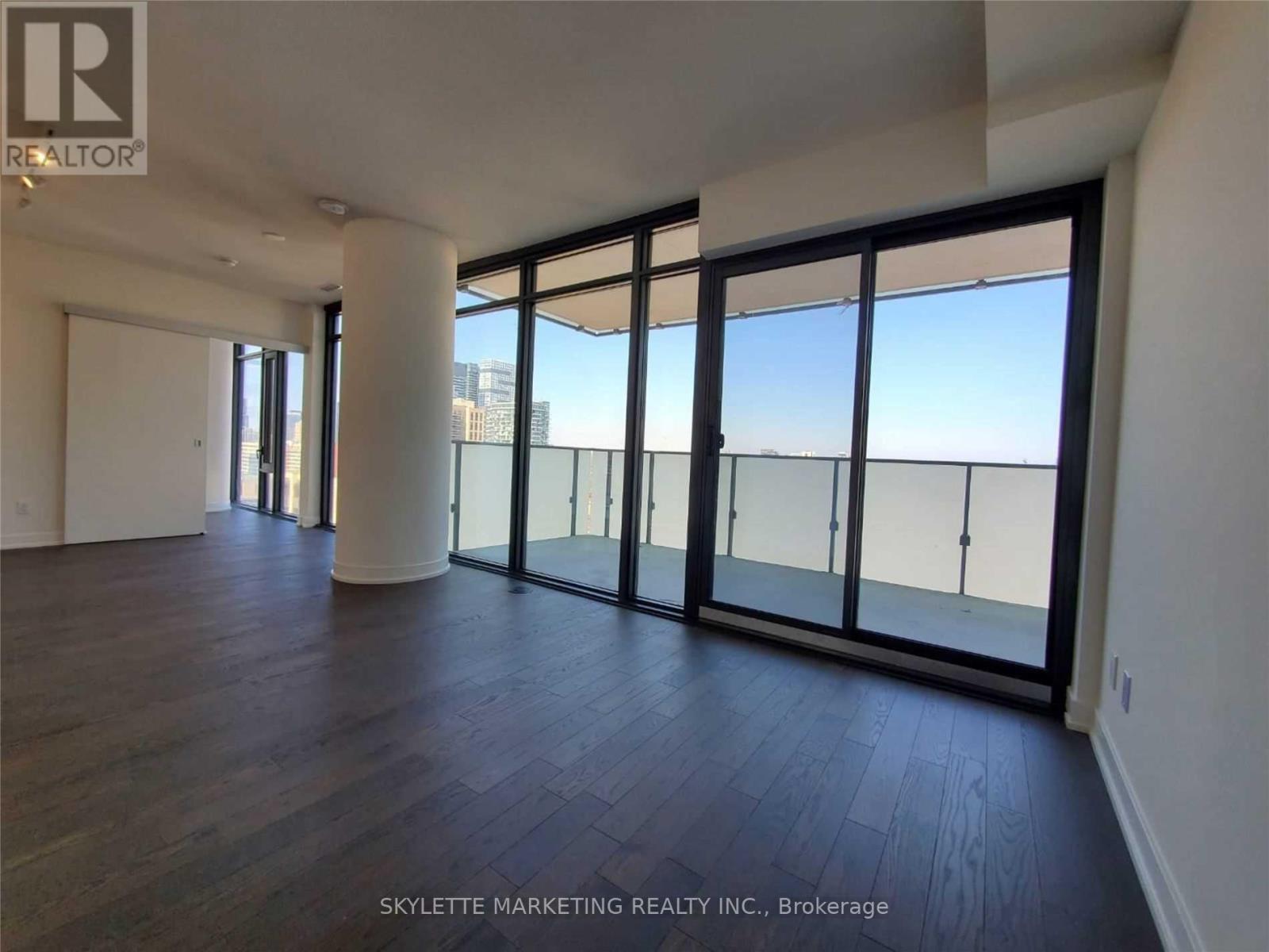 1917 - 25 RICHMOND STREET E, Toronto, Ontario