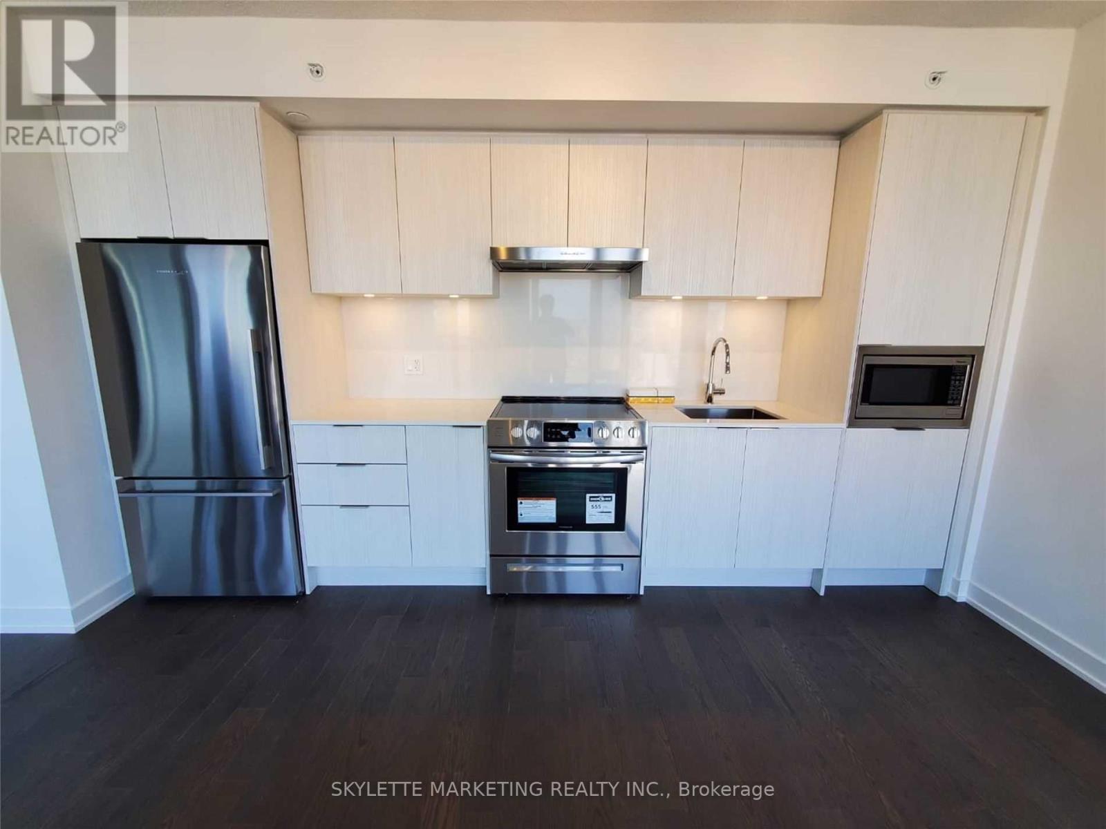 1917 - 25 Richmond Street E, Toronto, Ontario  M5C 0A6 - Photo 3 - C12878544