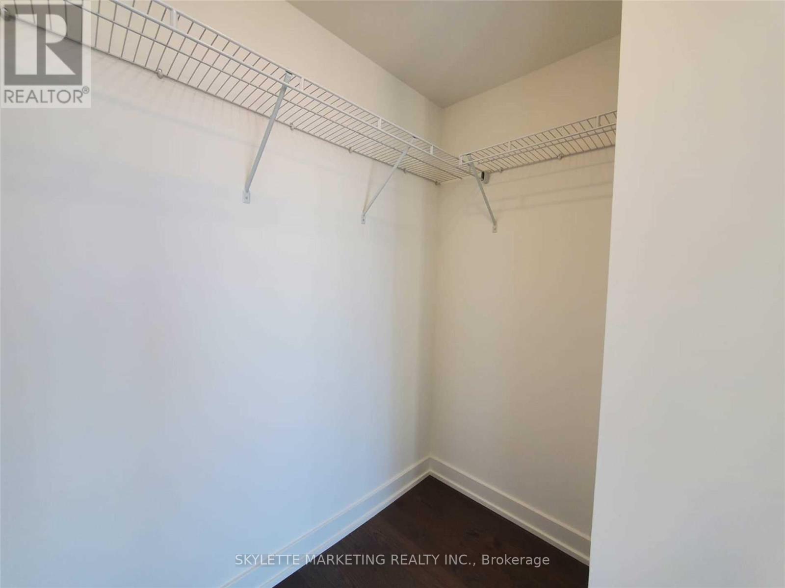 1917 - 25 Richmond Street E, Toronto, Ontario  M5C 0A6 - Photo 5 - C12878544