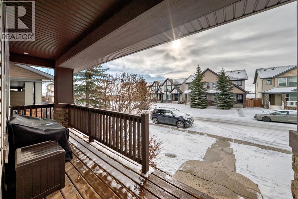 36 Panora Way Nw, Calgary, Alberta  T3K 0R3 - Photo 3 - A2291941