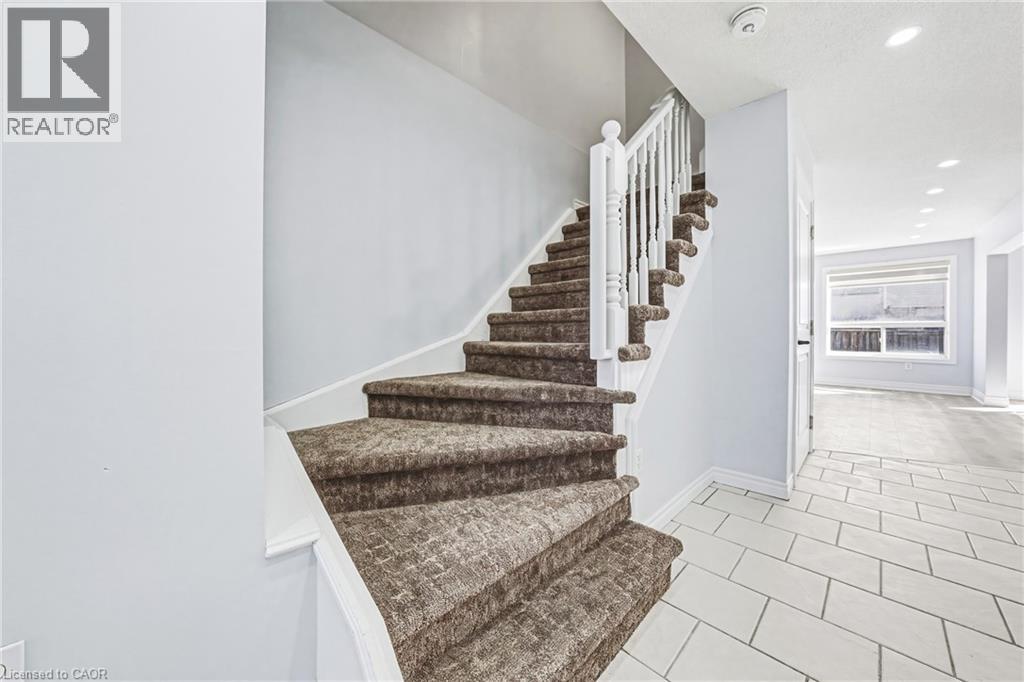 41 Pinewoods Drive, Stoney Creek, Ontario  L8J 3V2 - Photo 11 - 40810013