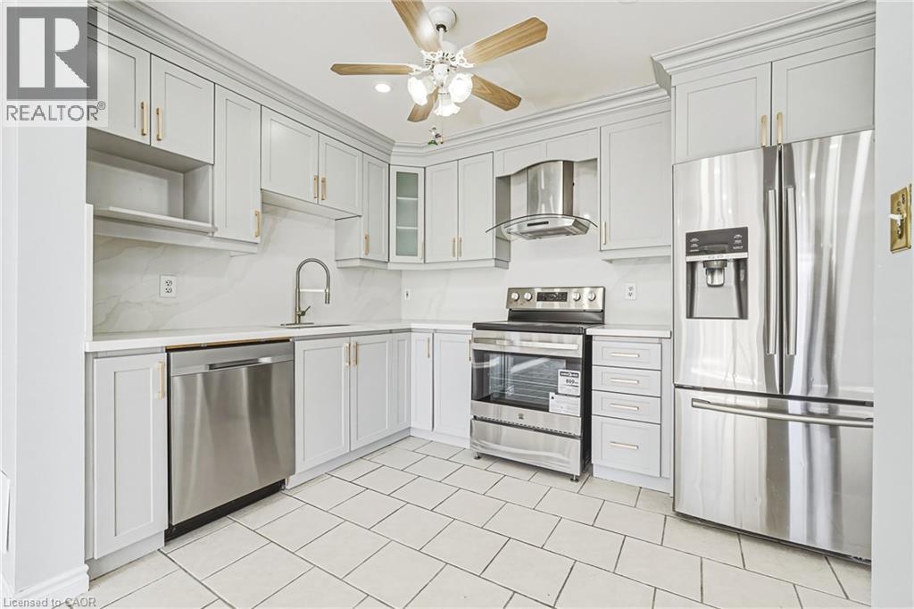 41 Pinewoods Drive, Stoney Creek, Ontario  L8J 3V2 - Photo 4 - 40810013