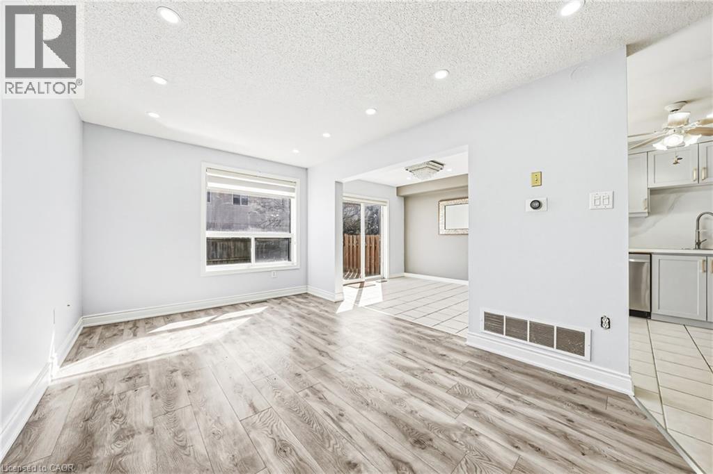 41 Pinewoods Drive, Stoney Creek, Ontario  L8J 3V2 - Photo 8 - 40810013