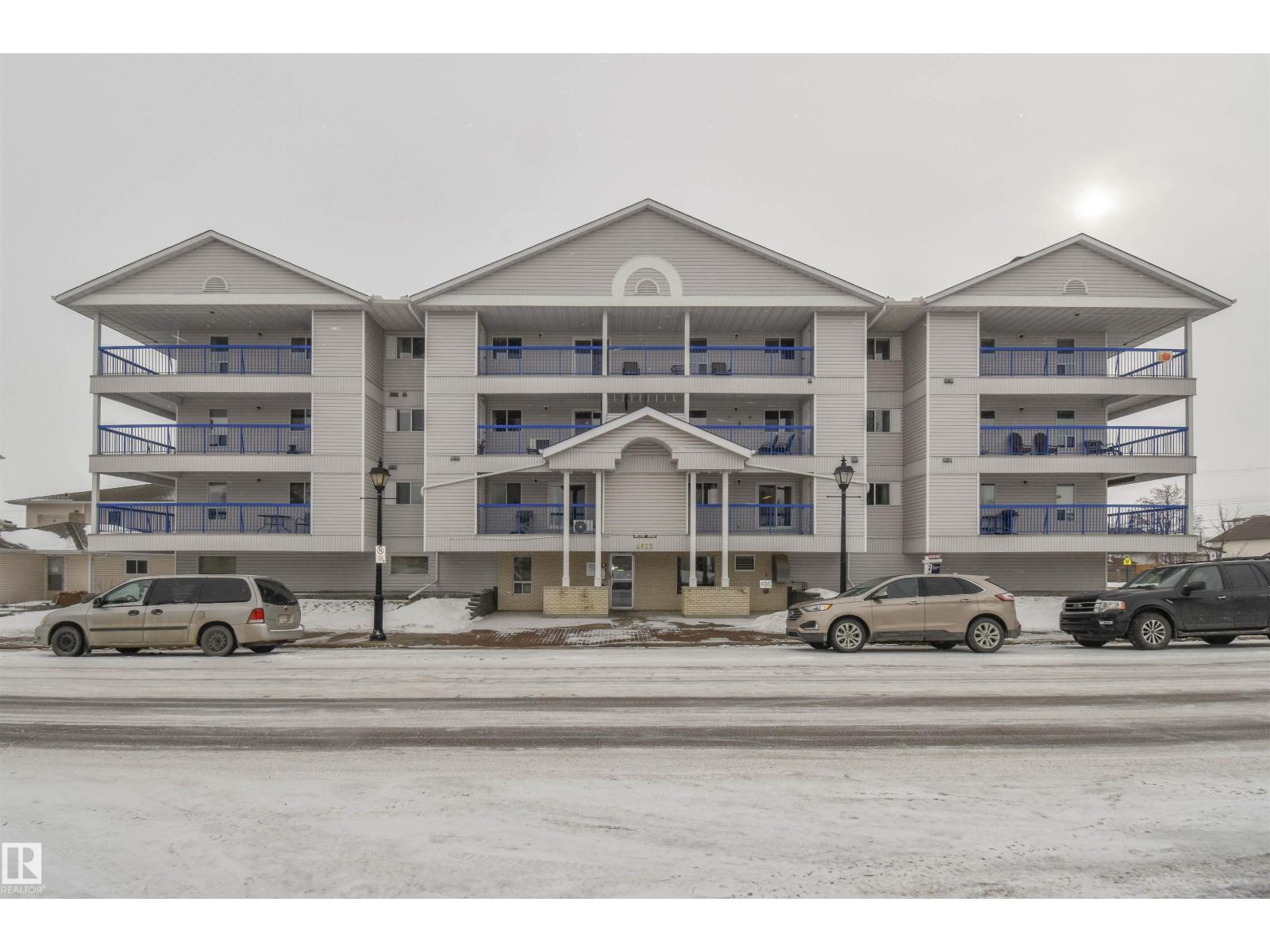 #102 4812 51 AV, stony plain, Alberta