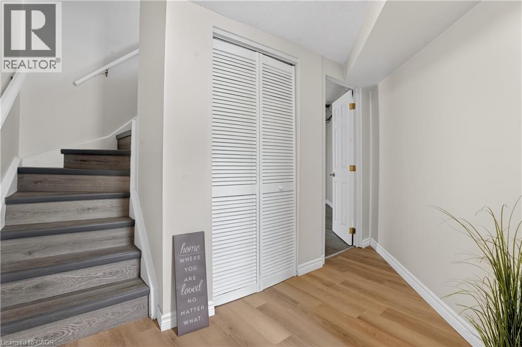 60 Elmsdale Drive Unit# 66, Kitchener, Ontario  N2E 2G4 - Photo 3 - 40802348