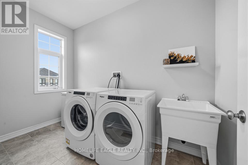 71 Woodhaven Avenue, Aurora, Ontario  L4G 3Y2 - Photo 20 - N12878060