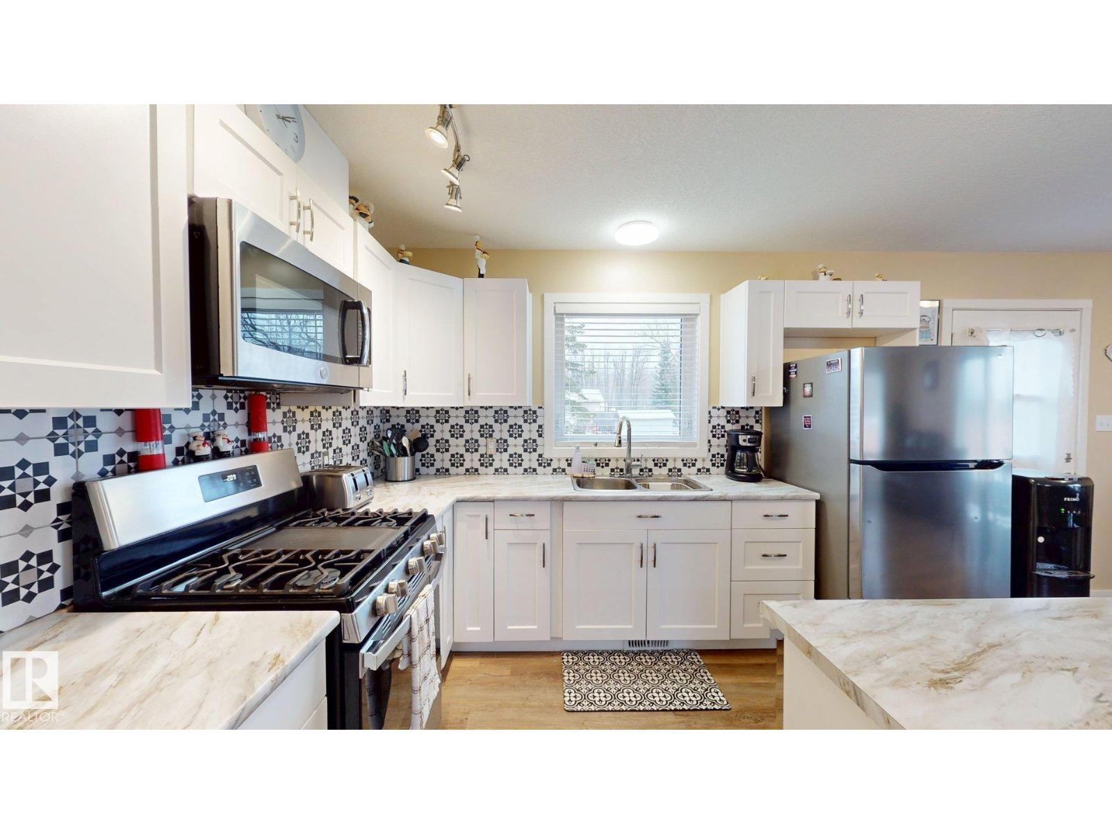 4934 50 St, Buck Creek, Alberta  T0C 0S0 - Photo 10 - E4477212