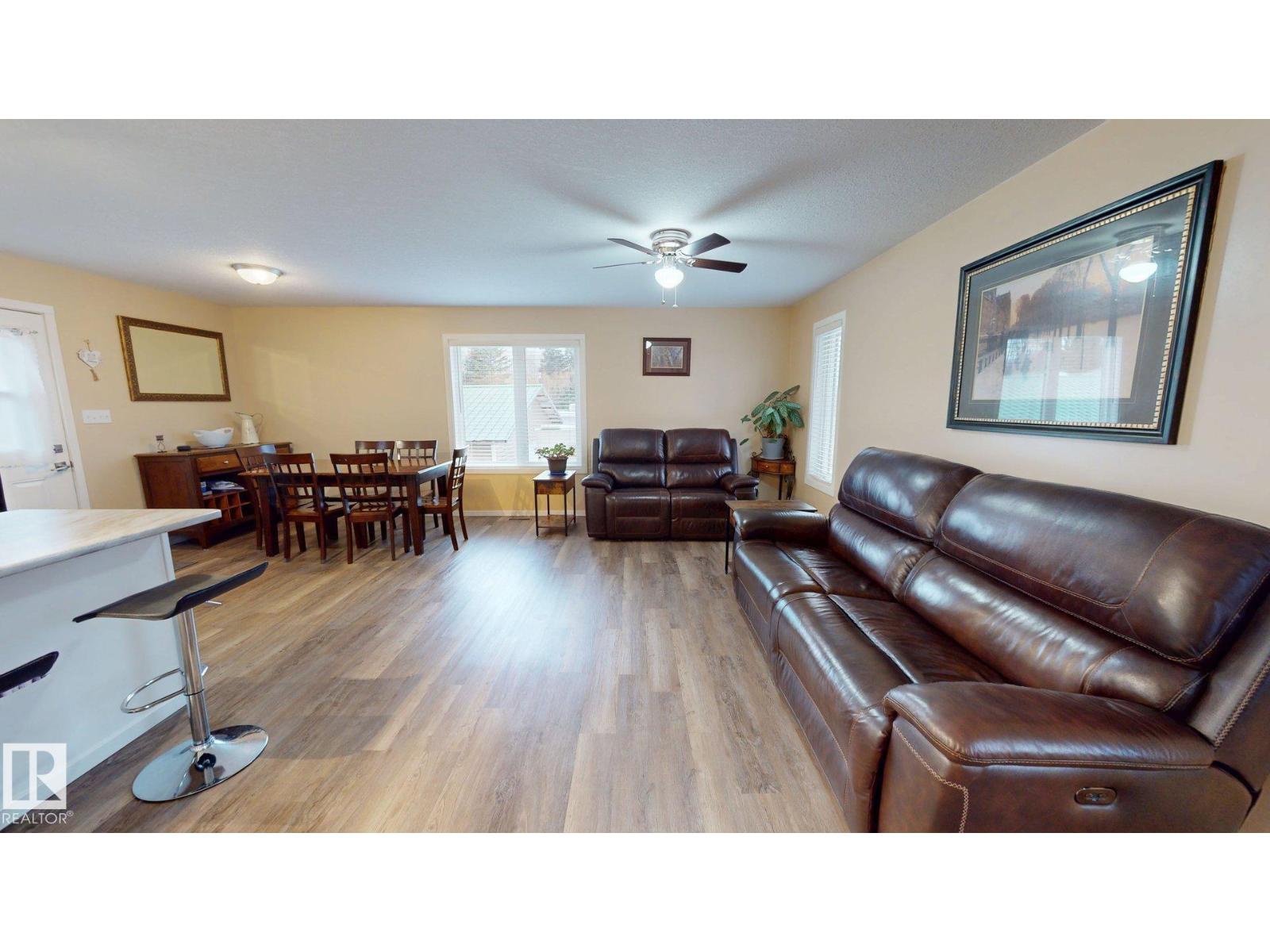 4934 50 St, Buck Creek, Alberta  T0C 0S0 - Photo 15 - E4477212