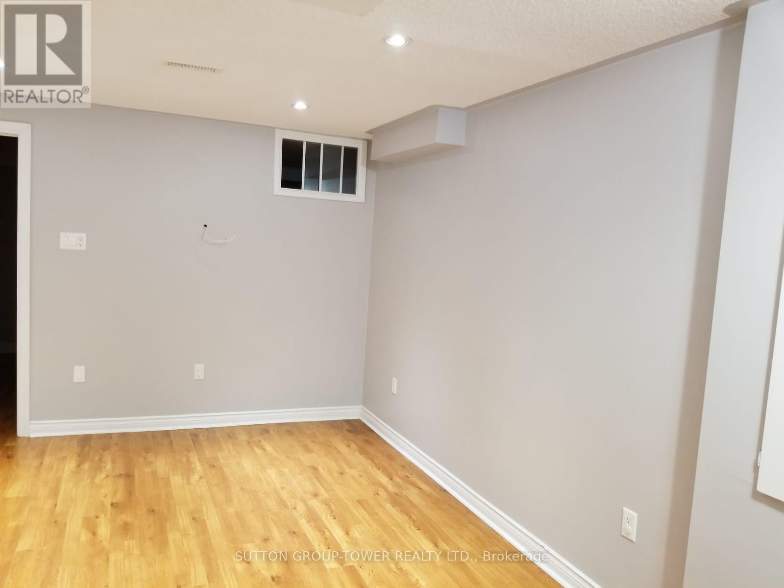 Bsmnt - 8 Penelope Street, Brampton, Ontario  L6P 3H7 - Photo 5 - W12878510