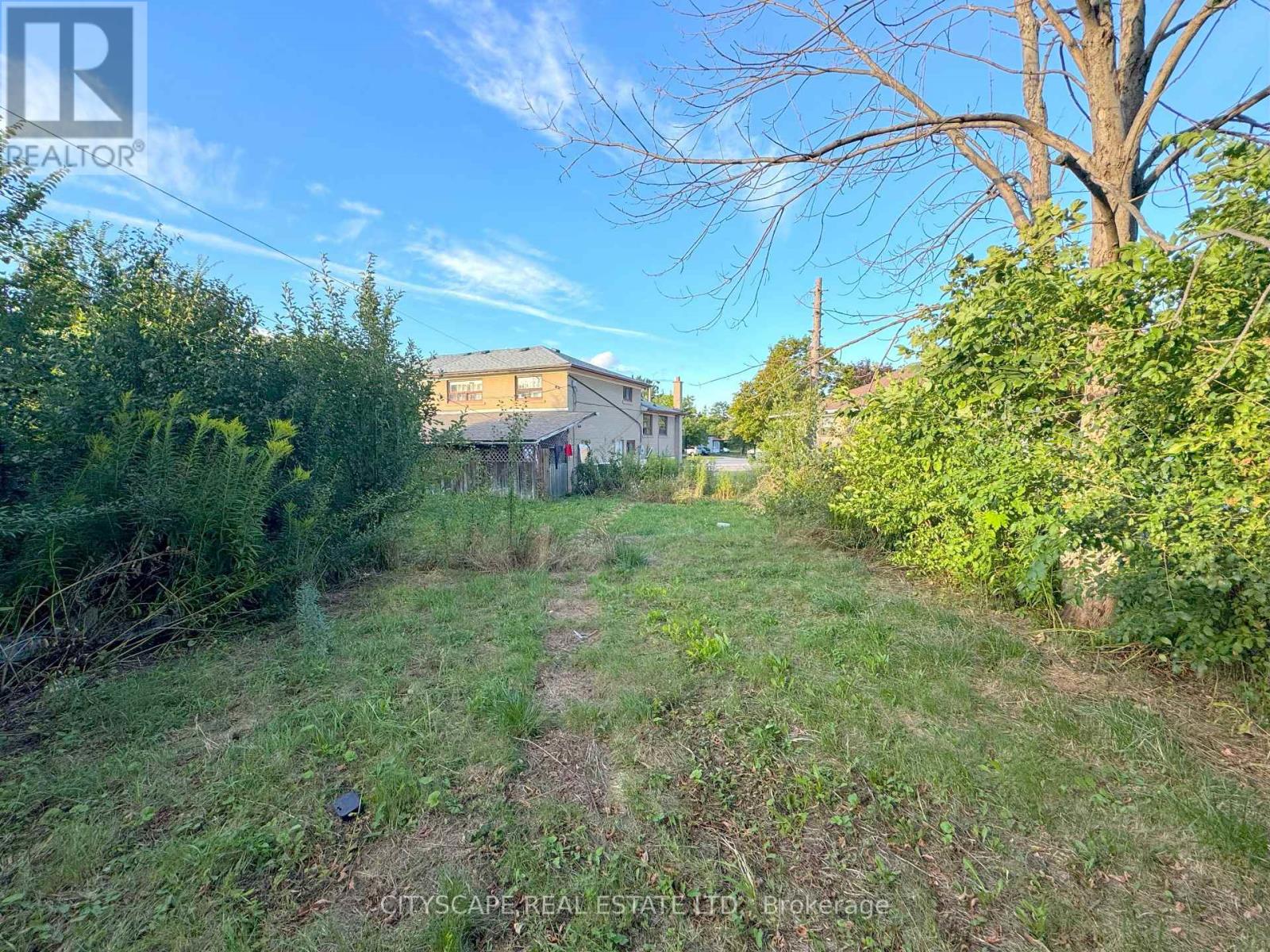 11 Melpham Court, Toronto, Ontario  M9V 2H2 - Photo 38 - W12878546