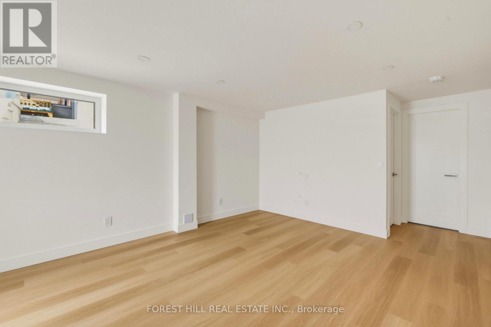 Lower - 250 Hallam Street, Toronto, Ontario  M6H 1Y1 - Photo 6 - W12878548