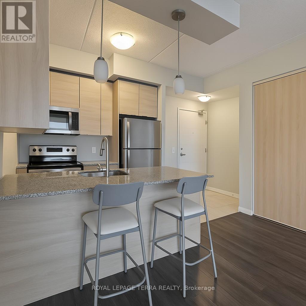 1809 - 318 Spruce Street, Waterloo, Ontario  N2L 0E9 - Photo 2 - X12878534