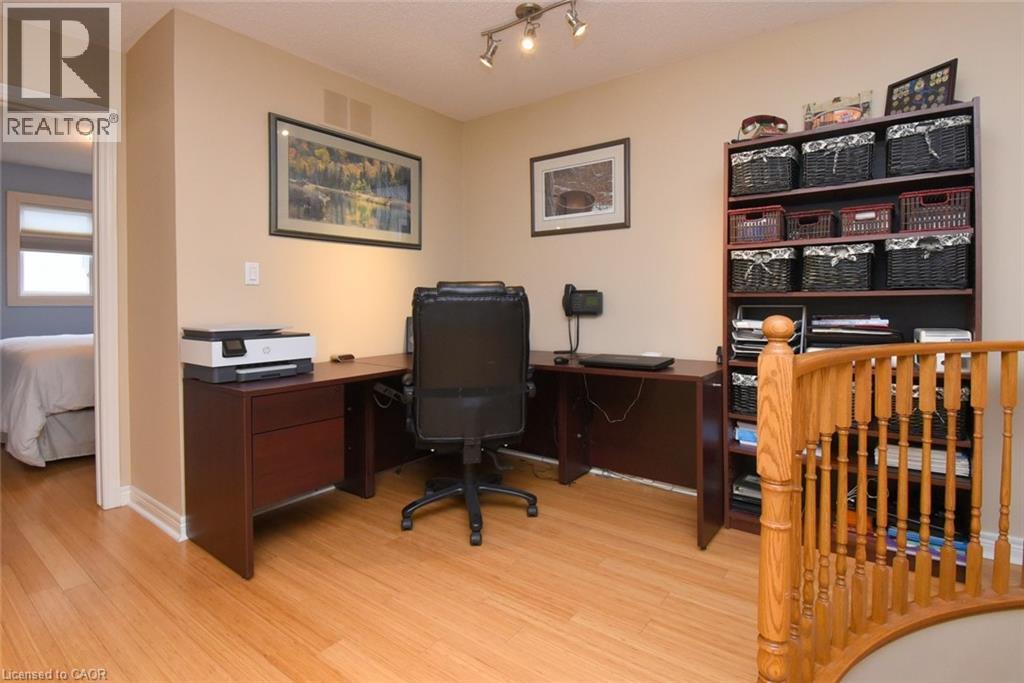 2229 Walkers Line Unit# 9, Burlington, Ontario  L7M 4X4 - Photo 23 - 40810333