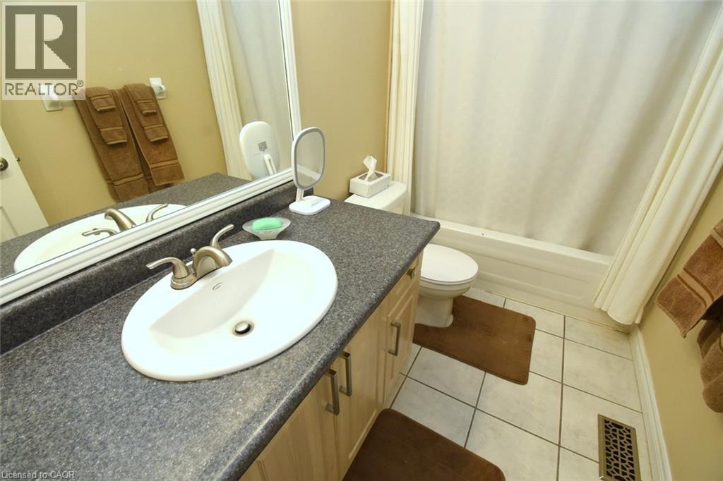 2229 Walkers Line Unit# 9, Burlington, Ontario  L7M 4X4 - Photo 33 - 40810333