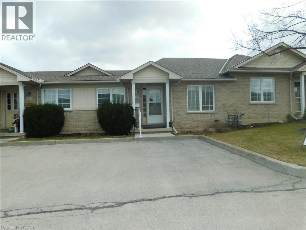 24 KENYON Crescent Unit# 15, Grimsby, Ontario