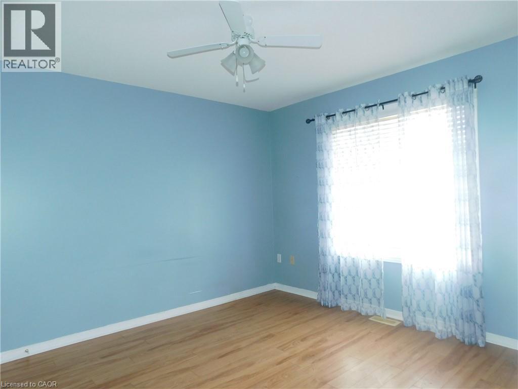 24 Kenyon Crescent Unit# 15, Grimsby, Ontario  L3M 5S4 - Photo 5 - 40811394