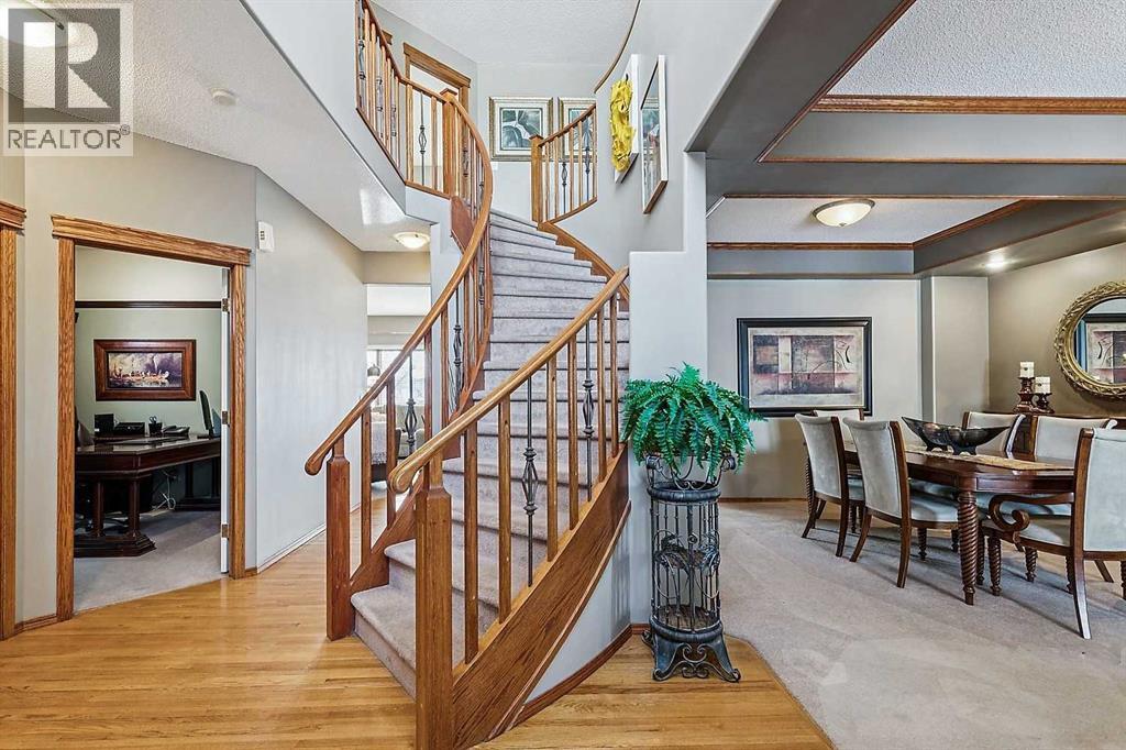 63 Evergreen Heights Sw, Calgary, Alberta  Y2Y 3A6 - Photo 3 - A2288146