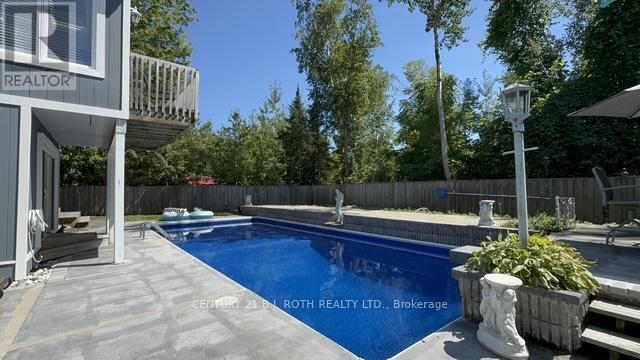 209846 26 Highway, Blue Mountains, Ontario  L9Y 0L1 - Photo 37 - X12452614