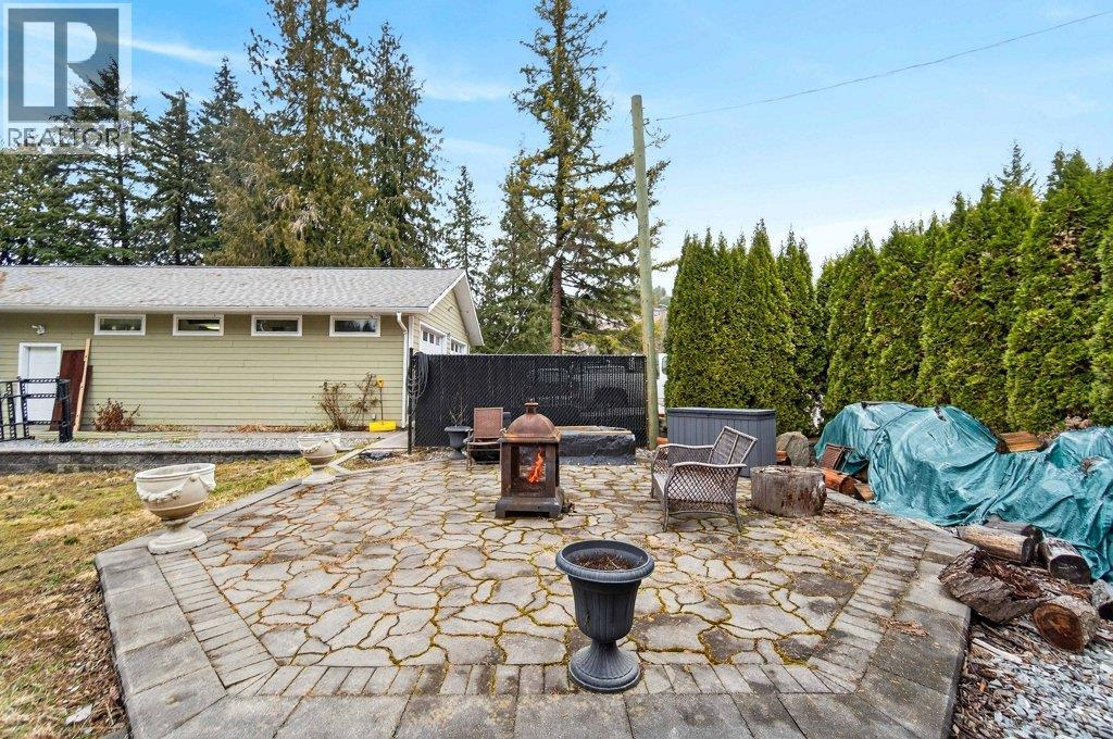 1 Wolfe Street, Sicamous, British Columbia  V0E 2V1 - Photo 17 - 10379041