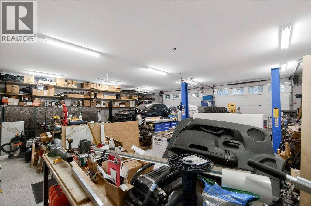 1 Wolfe Street, Sicamous, British Columbia  V0E 2V1 - Photo 65 - 10379041