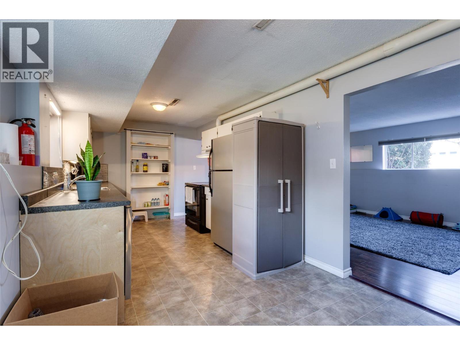 1335 Aldon Road, Kelowna, British Columbia  V1X 5A1 - Photo 27 - 10378790