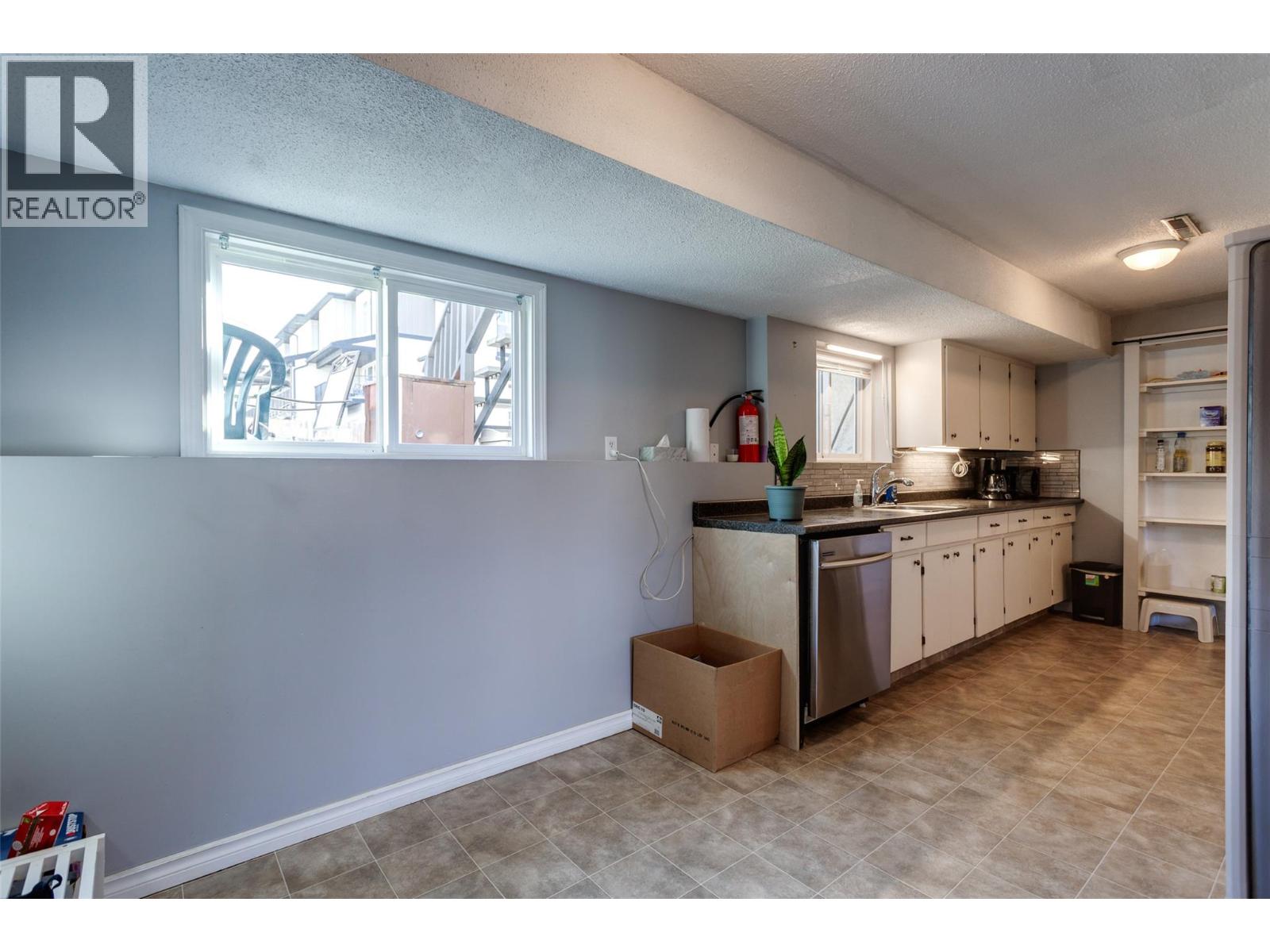 1335 Aldon Road, Kelowna, British Columbia  V1X 5A1 - Photo 25 - 10378790