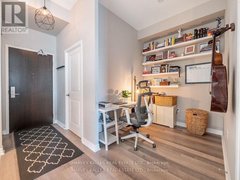 1710 - 39 Annie Craig Drive, Toronto, Ontario  M8V 0A3 - Photo 8 - W12878444