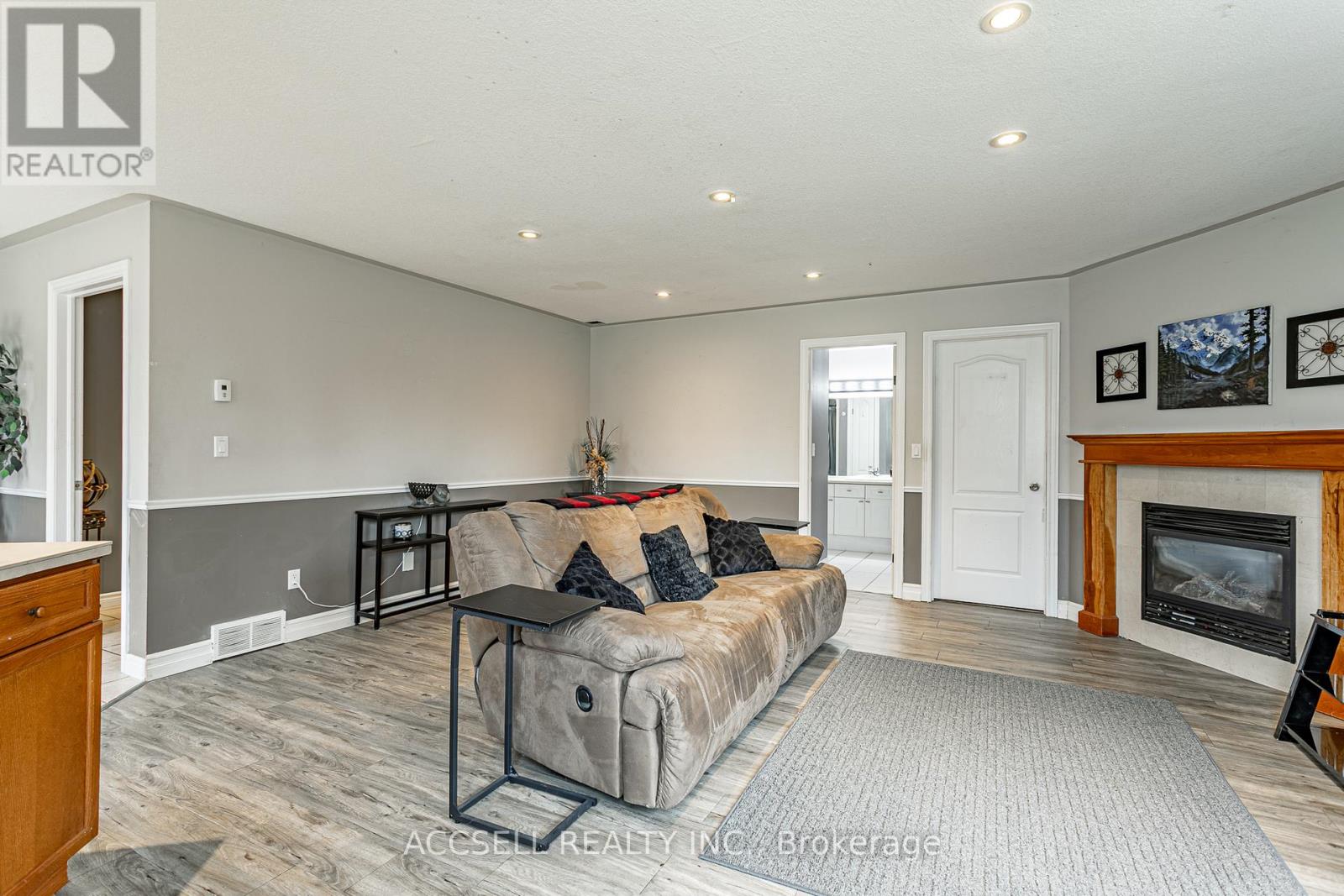 439 Broadway Street, Tillsonburg, Ontario  N4G 3S8 - Photo 33 - X12878552