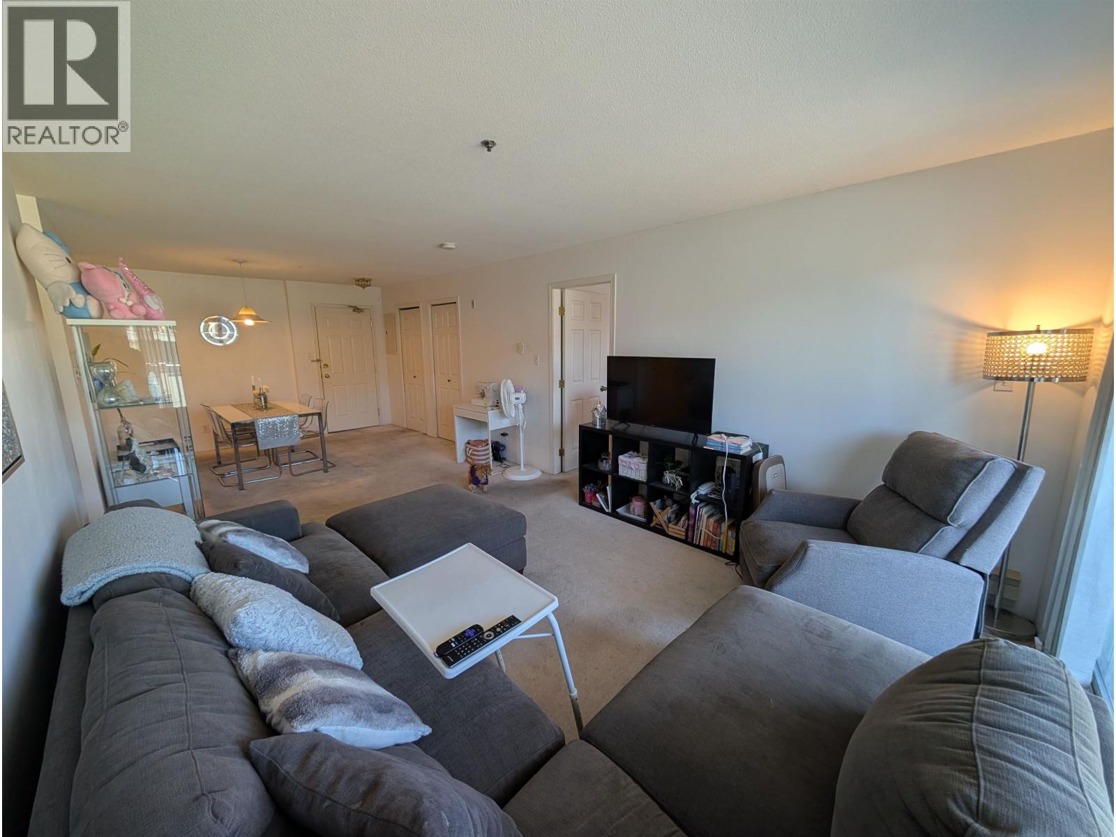 204 7071 Blundell Road, Richmond, British Columbia  V6Y 1J5 - Photo 5 - R3094097