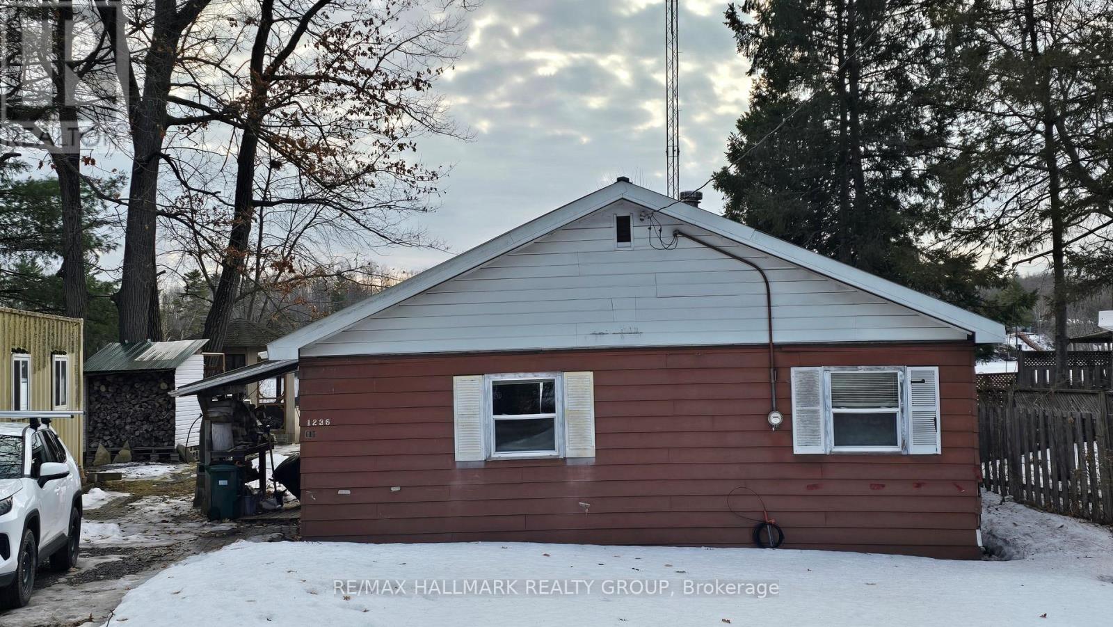 1236 BAYVIEW DRIVE, Ottawa, Ontario