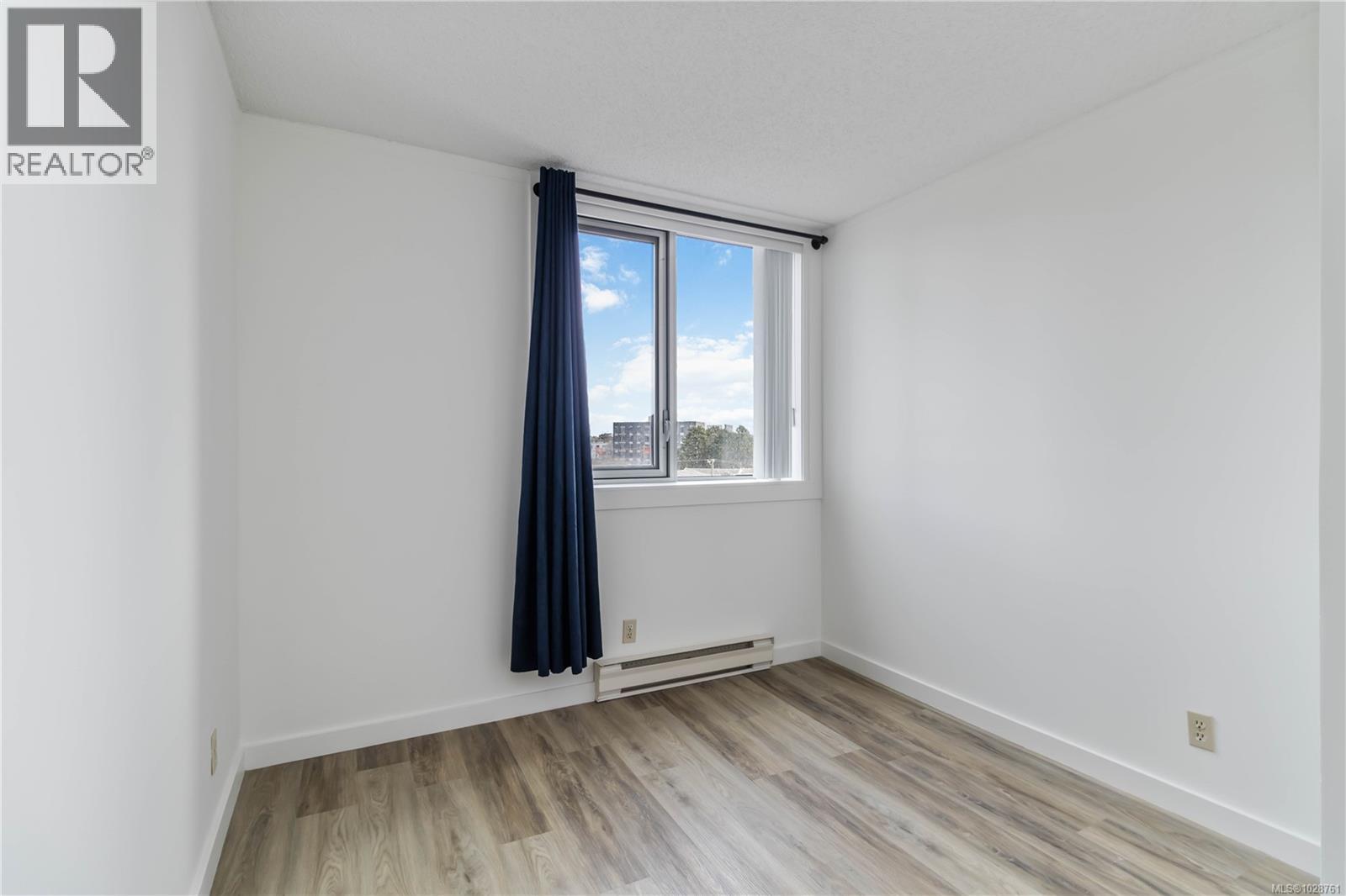 706 325 Maitland St, Victoria, British Columbia  V9A 7G7 - Photo 12 - 1028761