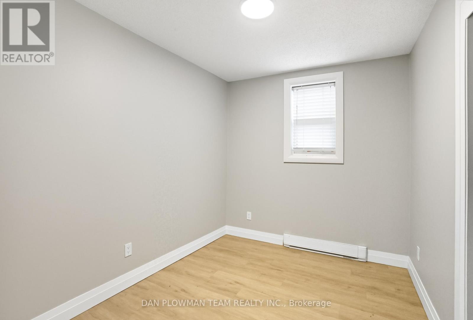 476 Albert Street, Oshawa, Ontario  L1H 4S6 - Photo 3 - E12878568