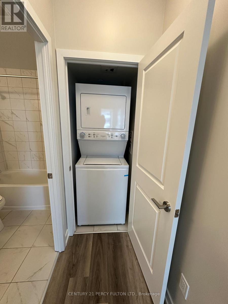 1706 - 1435 Celebration Drive, Pickering, Ontario  L1W 0C4 - Photo 17 - E12878614