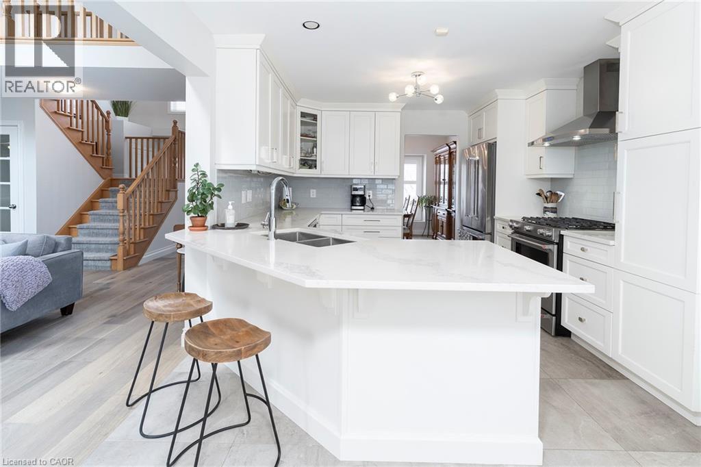 4021 Mountain Street, Beamsville, Ontario  L0R 1B7 - Photo 12 - 40811981