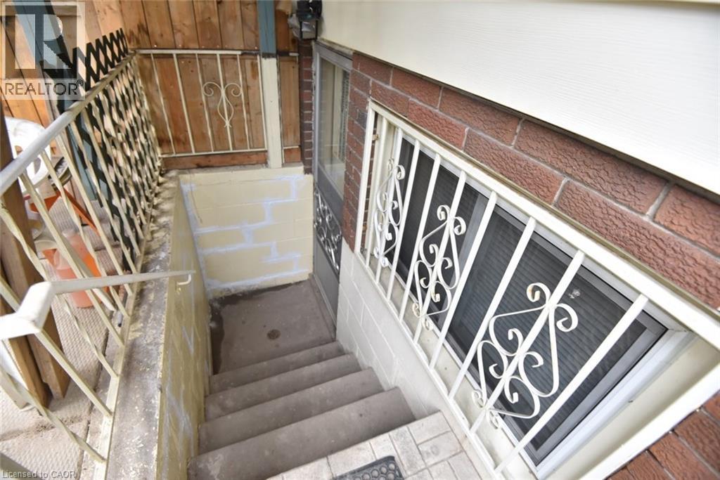 8 Bala Place, Hamilton, Ontario  L9C 4Y5 - Photo 19 - 40811980