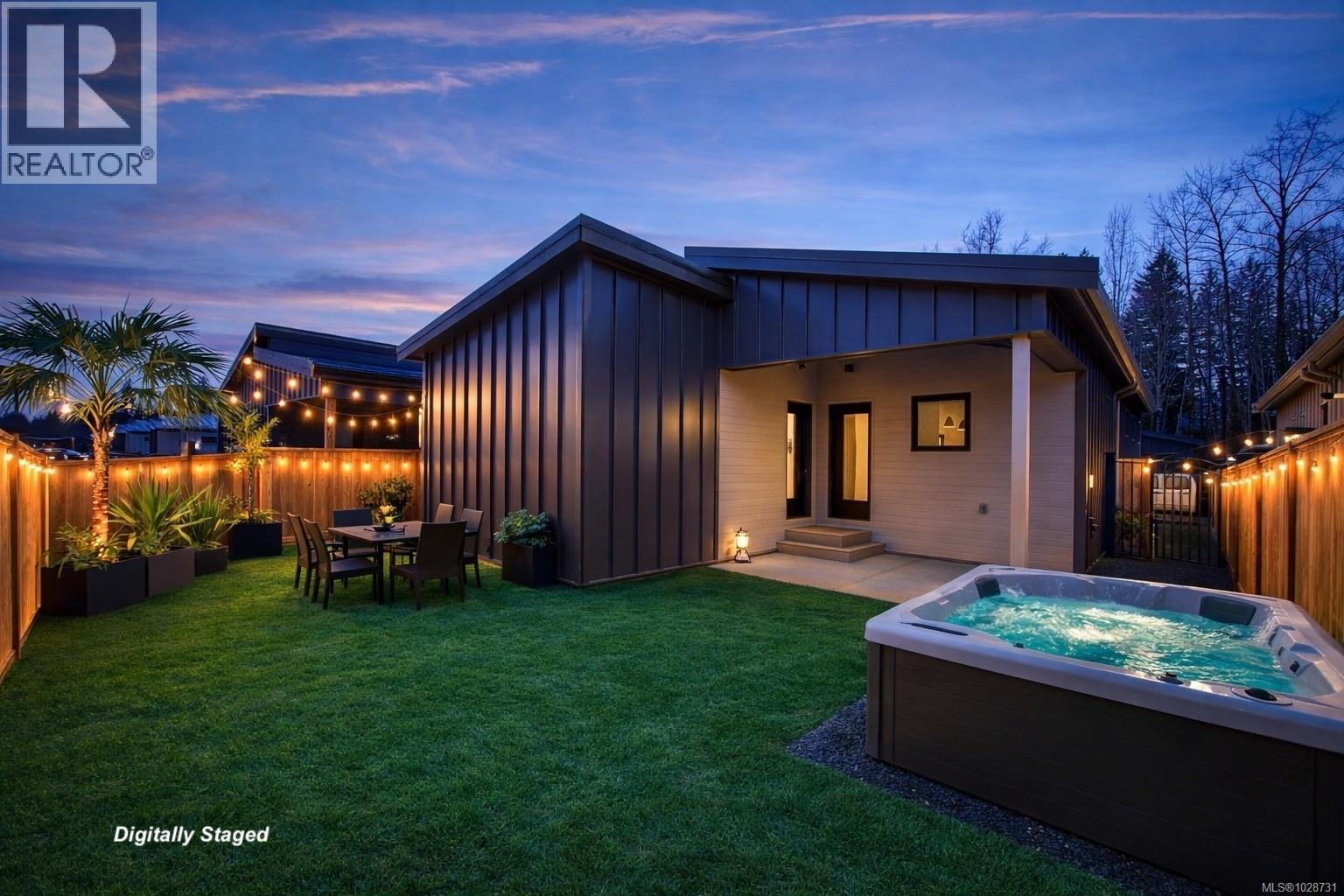 16 3025 Royston Rd, Cumberland, British Columbia  V0R 1S0 - Photo 3 - 1028731