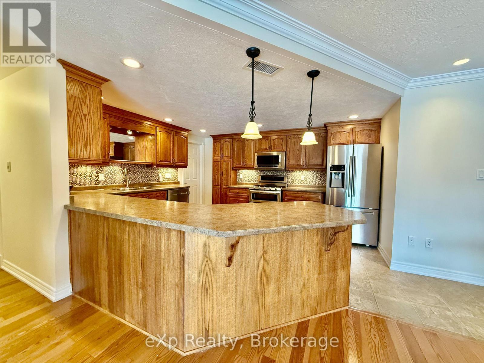 203 - 125 William Street, Brockton, Ontario  N0G 2V0 - Photo 3 - X12878616