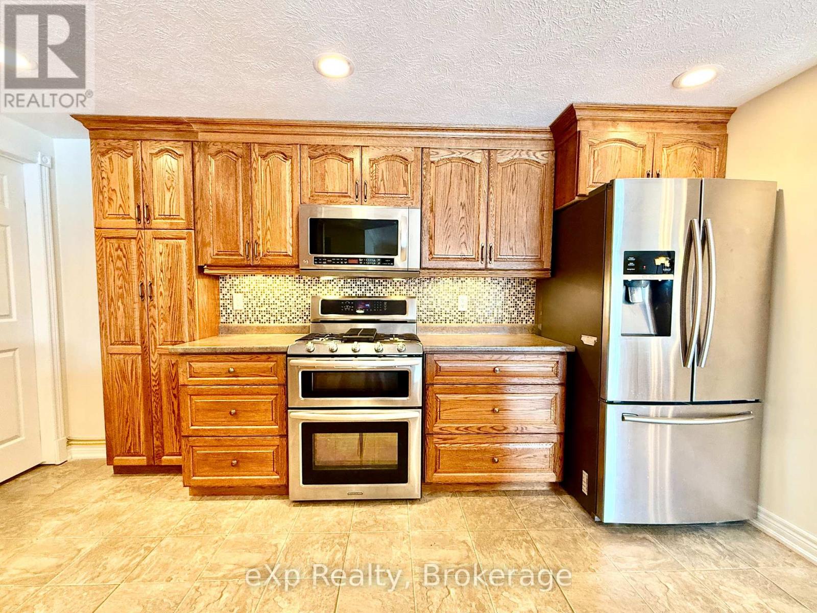 203 - 125 William Street, Brockton, Ontario  N0G 2V0 - Photo 7 - X12878616