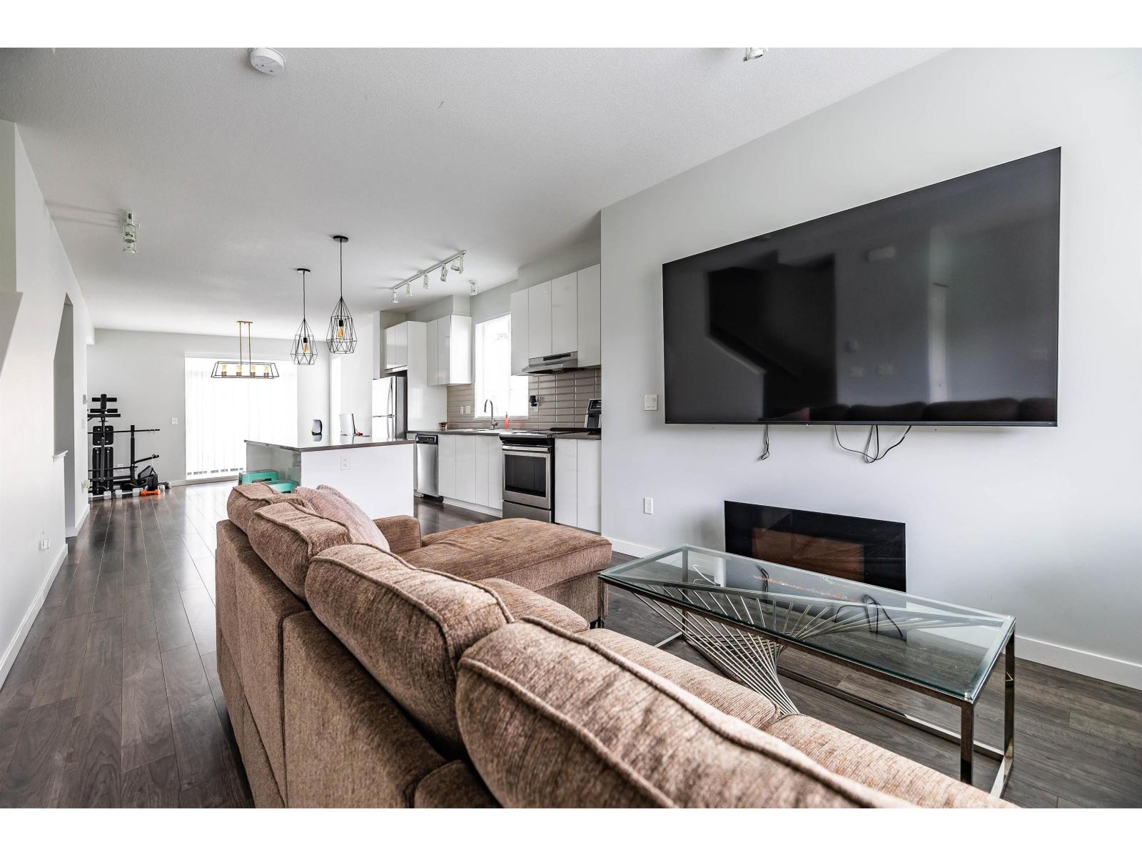 114 30930 Westridge Place, Abbotsford, British Columbia  V2T 0H6 - Photo 4 - R3098913