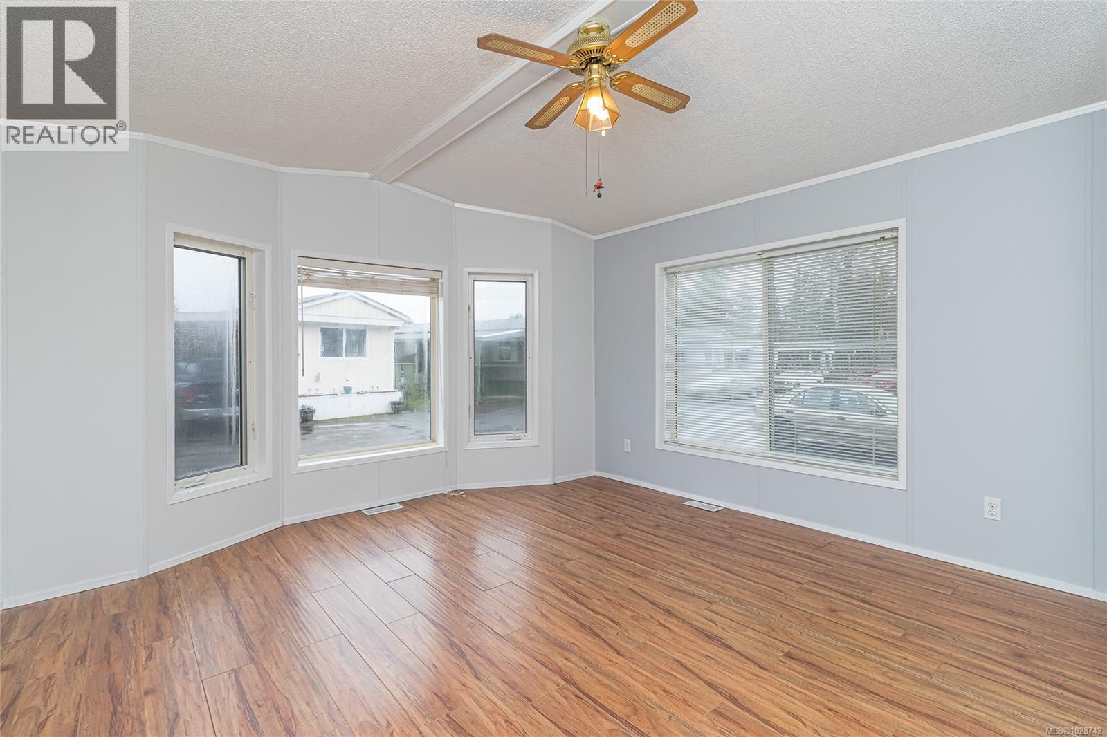 320 2885 Boys Rd, Duncan, British Columbia  V9L 4Y9 - Photo 6 - 1028742