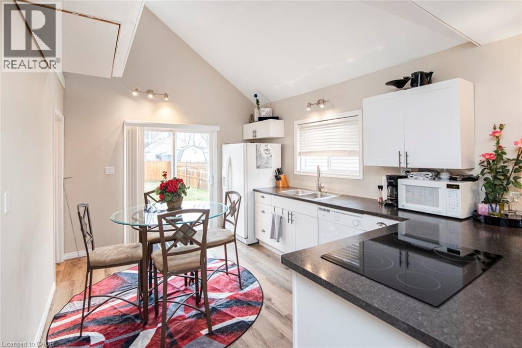 30 Mcalpine Avenue, Welland, Ontario  L3B 1T6 - Photo 16 - 40810600