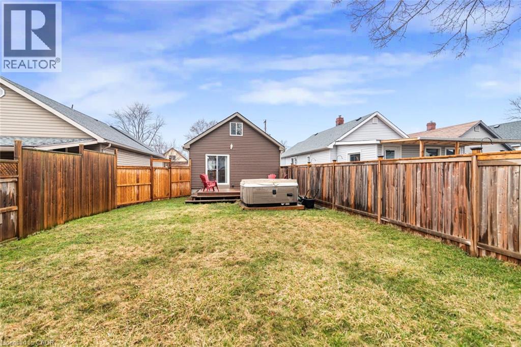 30 Mcalpine Avenue, Welland, Ontario  L3B 1T6 - Photo 43 - 40810600