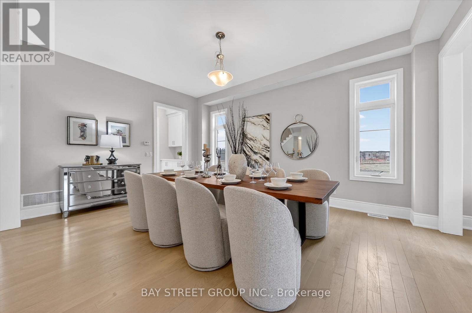 37 Meizhou Avenue, Markham (Angus Glen), Ontario  L6C 3J6 - Photo 11 - N12878578