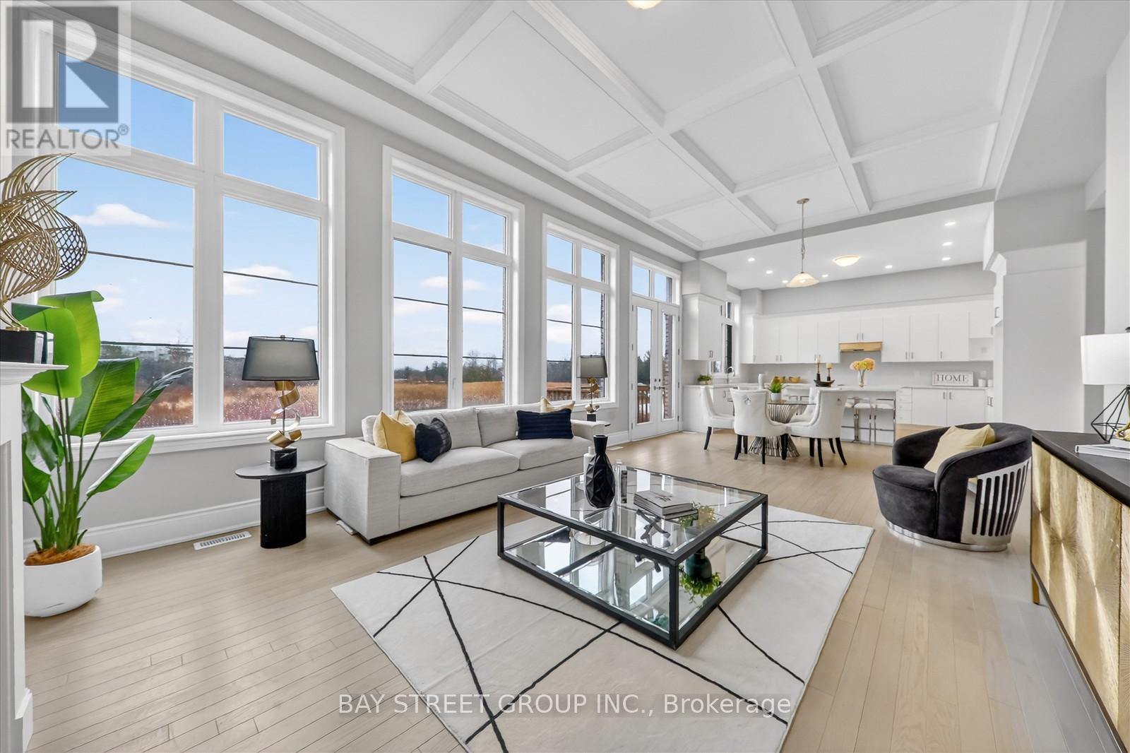 37 Meizhou Avenue, Markham (Angus Glen), Ontario  L6C 3J6 - Photo 7 - N12878578