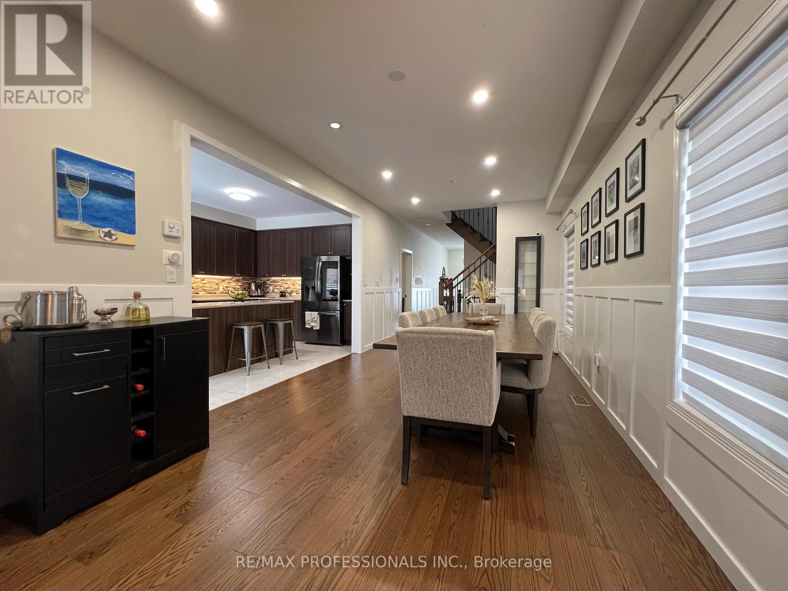 49 Liberty Crescent, Bradford West Gwillimbury, Ontario  L3Z 0P5 - Photo 10 - N12878612